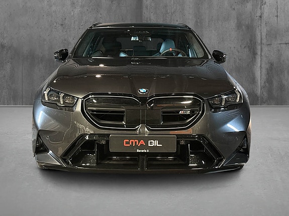 BMW M5 3 of 30
