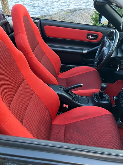 Toyota MR2 14 of 18