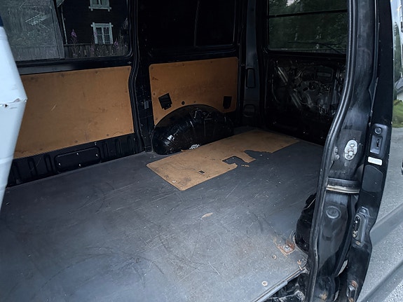 Toyota HiAce 18 of 22