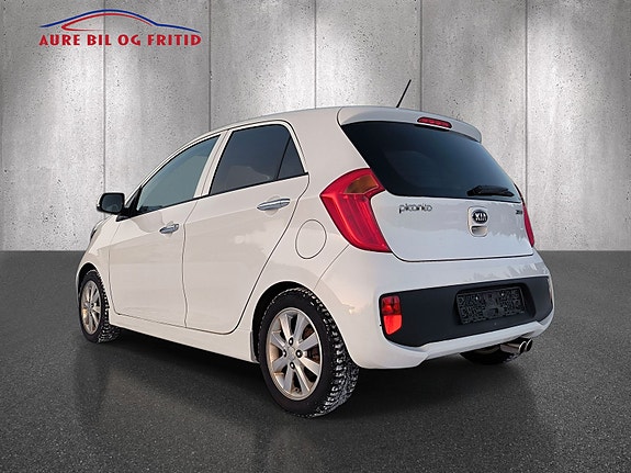 Kia Picanto 5 of 5