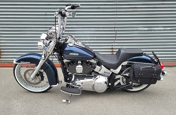 Harley-Davidson Heritage Softail 4 of 12