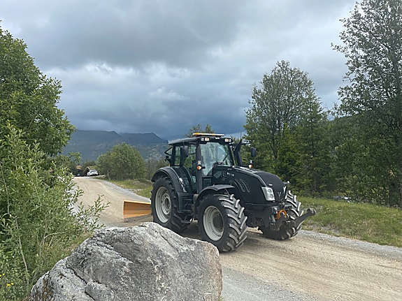 Valtra T203 2015, kr 615 000,-
