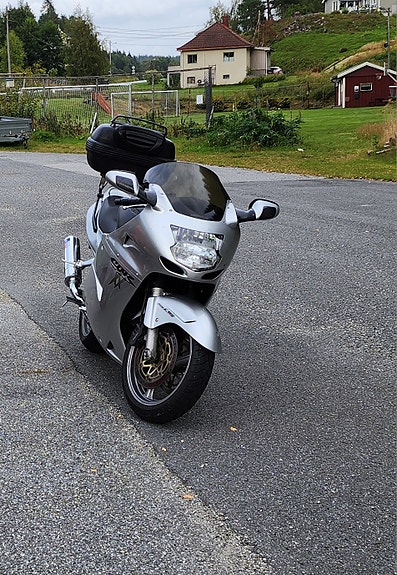 Honda CBR1100XX 4 of 5