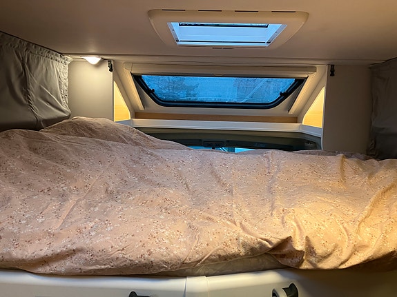 Sunlight T-68 Til Leie Sunlight 2025 modell, mye utstyr. 165 HK.  Prøv bobillivet, det er fantastisk både vår, sommer og høst. Fra kr 6900,- 12 of 30