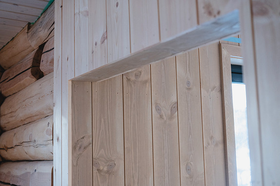 Detaljer fra hus på Lesja.