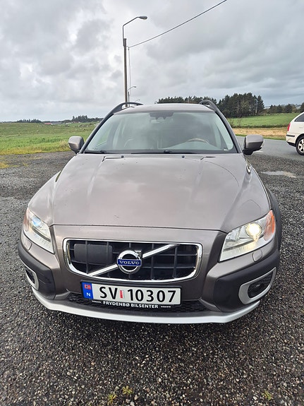 Volvo XC70 4 of 18