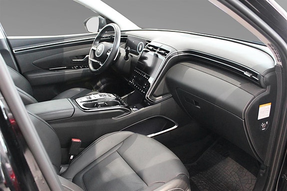 Hyundai Tucson 13 of 30