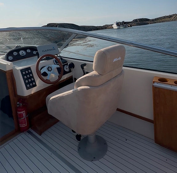 Høstpris på Norges best bevarte Windy 7500 med ny motor! 9 of 21
