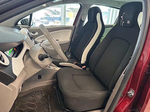 Renault Zoe 12 of 24