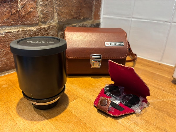 Vintage Tokina RMC 500mm 1:8 mirror-lens med tilbehør