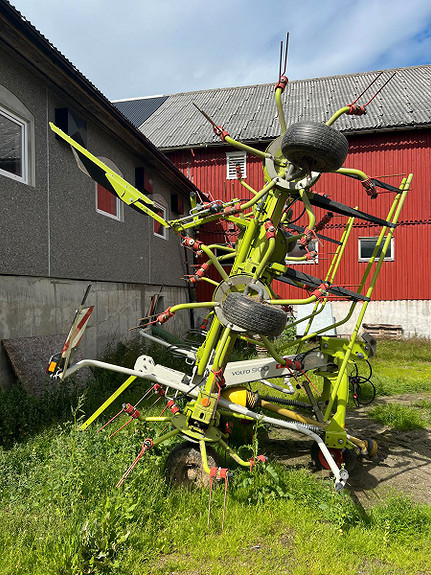 Claas Volto 900