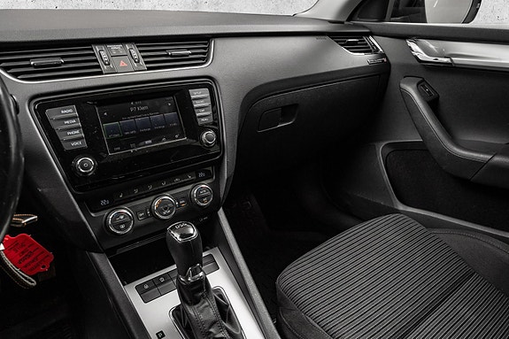 Skoda Octavia 12 of 24