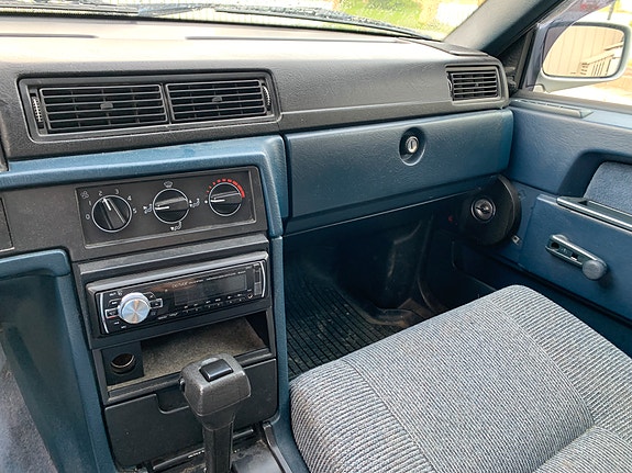 Volvo 740 17 of 18