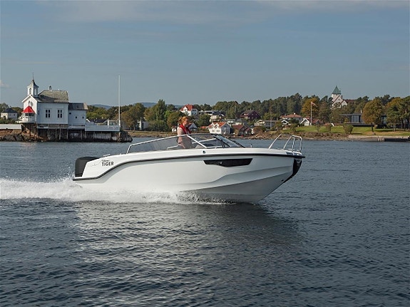 Silver Tiger DCz m/ DF150hk - ny båt, overligger -fantastiske sjøegenskaper! 2 of 5