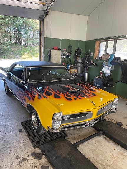 Pontiac Andre 4 of 5
