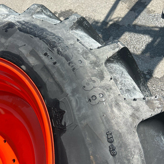 Vredestein 460/85-38   Tvilling / hjul