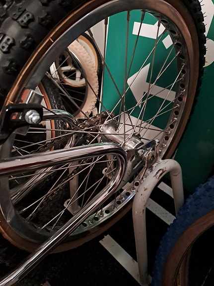 Product image 9 of 10