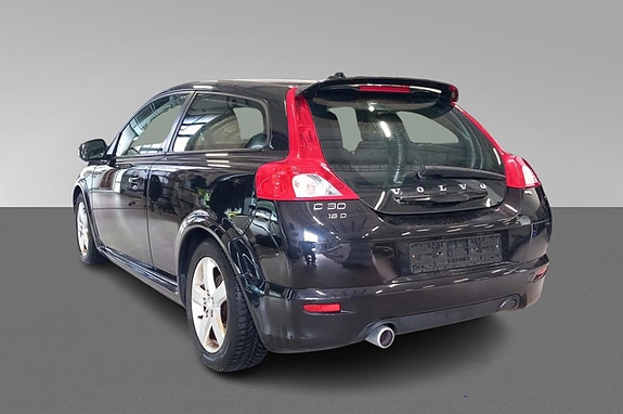 Volvo C30 4 of 5