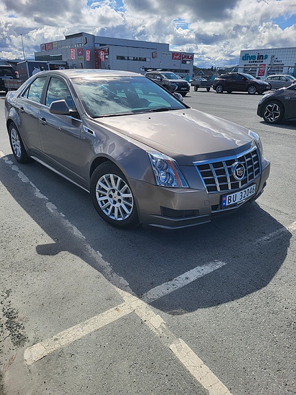 Cadillac CTS 8 of 10