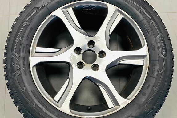 Volvo XC60 13 of 14