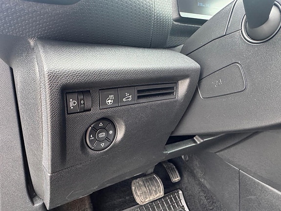 Citroen E-C4 X 15 of 30
