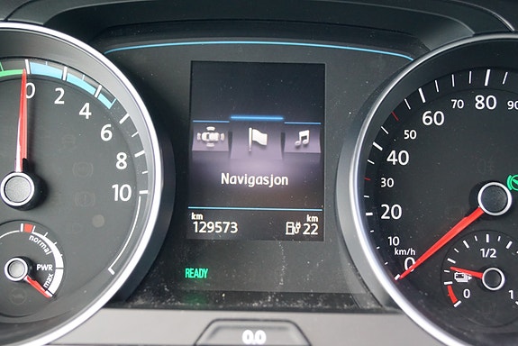 Volkswagen e-Golf VII 17 of 30