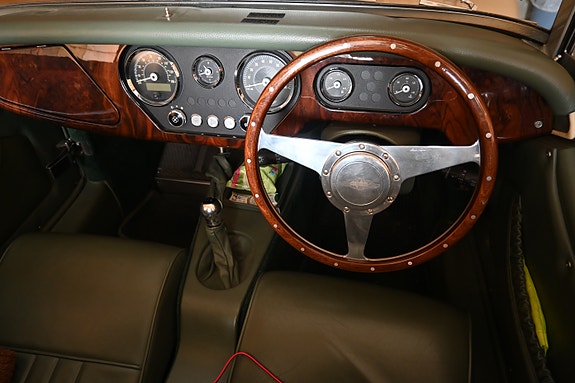 Morgan Plus 4 17 of 29