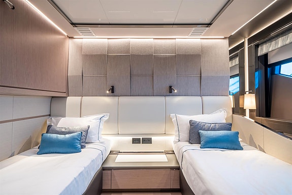 Sunseeker 100 Yacht 16 of 18
