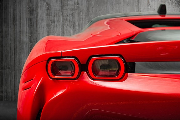 Ferrari SF90 Stradale 8 of 30