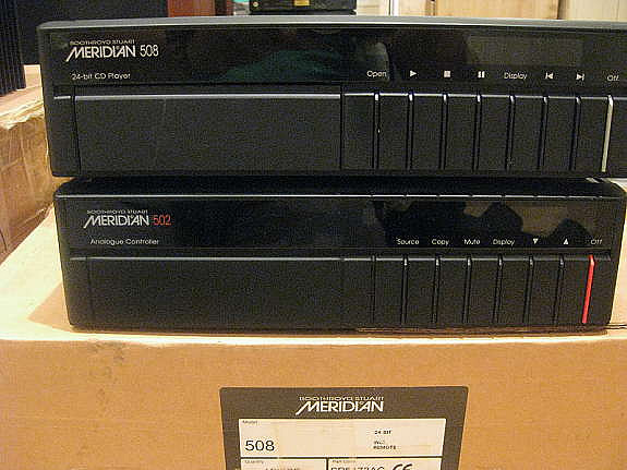 Meridian 508, 24 bit CD spiller. Meridian 502 effekttrinn