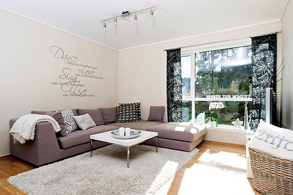 Klikk på knappen Boligvisning for å se Video!