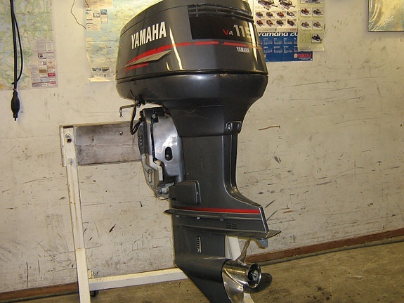 yamaha f150 hugges. 13 of 30