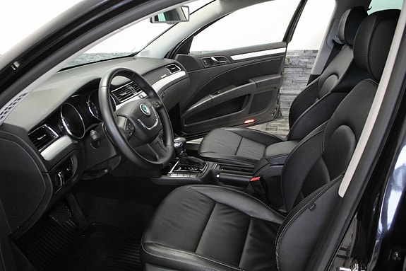 Skoda Superb 7 of 7