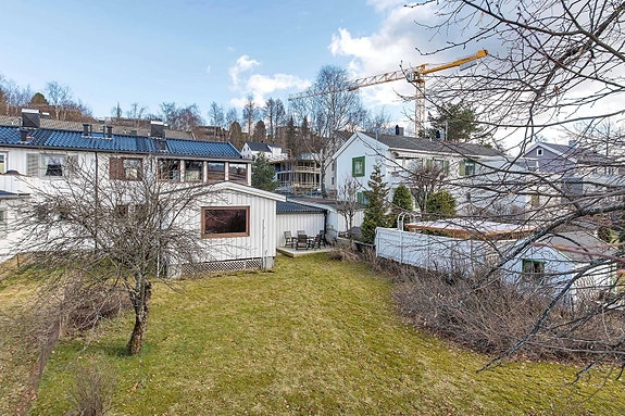 Velkommen til visning i Øystein Møylas veg 31 B - En vertikaldelt halvpart av tomannsbolig med stor hage og garasje