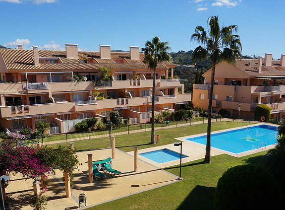 Lekker leilighet i Elviria, Marbella, Los Jardines de Santa Maria Golf