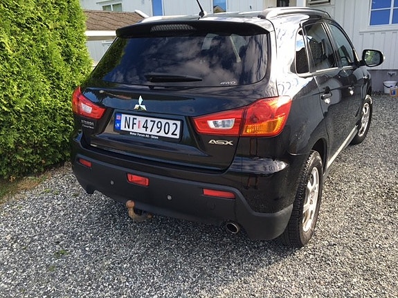 Mitsubishi ASX 2 of 8