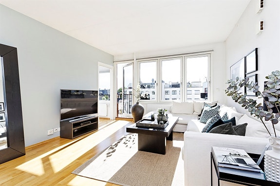 Lille Bislett 16 presentert av Aktiv Majorstuen ved daglig leder Lars-Erik Lindgreen. tlf 90622510