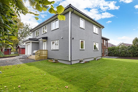 PRIVATmegleren v/ Kristoffer Sætrum presenterer Lofthus terrasse 12 B