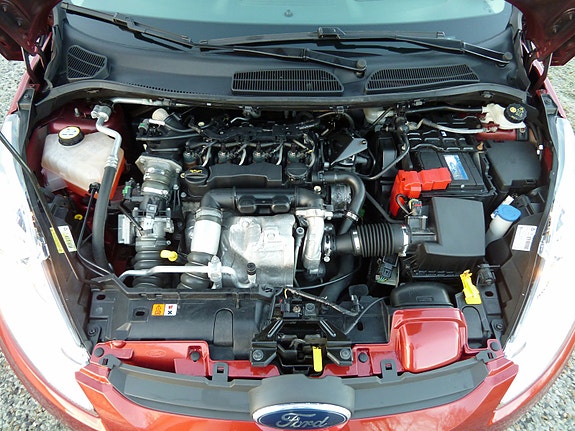 Ford Fiesta 24 of 26