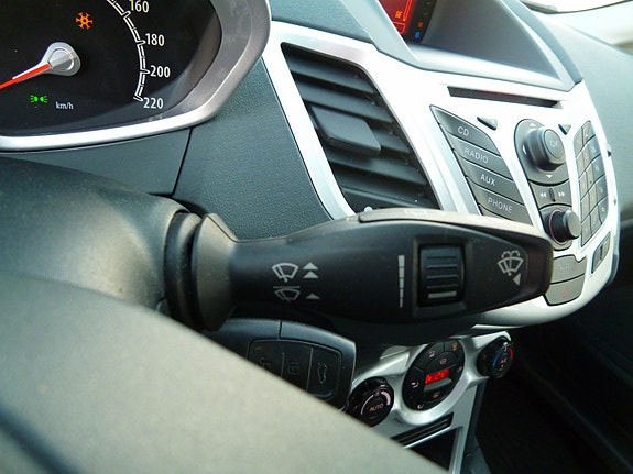 Ford Fiesta 12 of 26