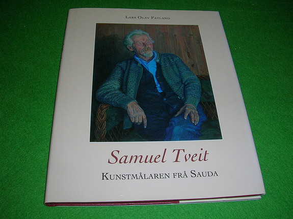 Samuel Tveit - Kunstmålaren frå Sauda (2006)
Bok med vareomslag. 142 sider. Rikt illustrert.