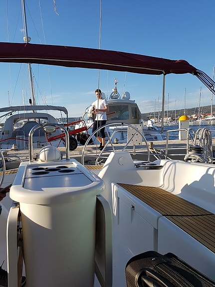 Seilbåt, 43 fot, til leie, Middelh. beste havn, Kroatia. Makspower litiumbatt. 14 of 30
