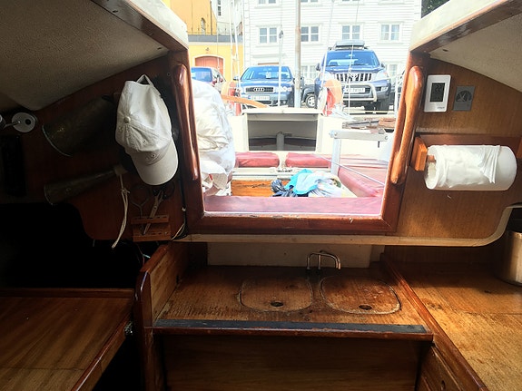 s/y Rennessanse.  En vakker skute, med fine former. Ren seilglede! 16 of 30