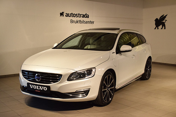 Volvo V60 D5 AWD Summum Plug in Hybrid