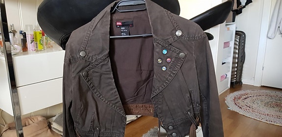 Product image 1 of 6