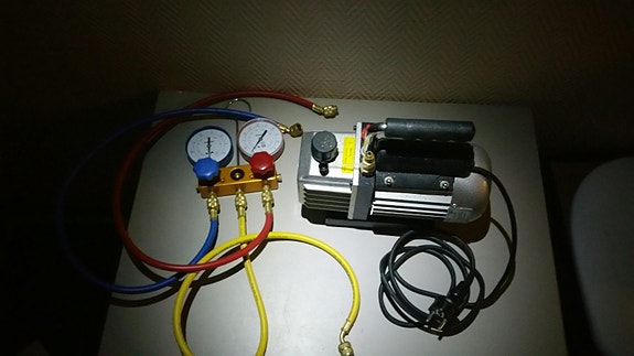Product image 1 of 2