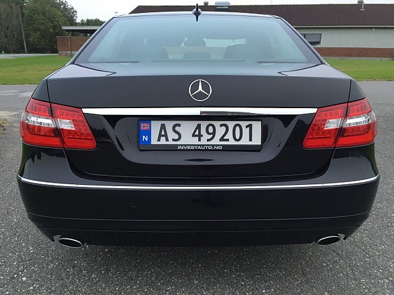 Mercedes-Benz E-Klasse 12 of 30