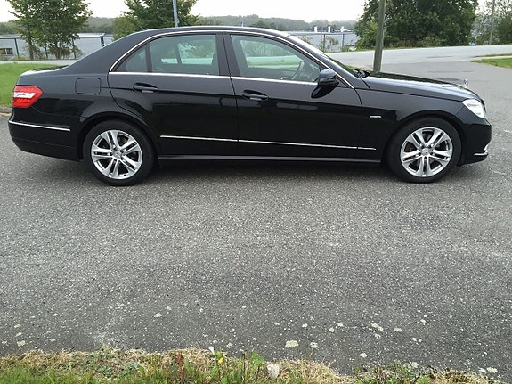 Mercedes-Benz E-Klasse 10 of 30