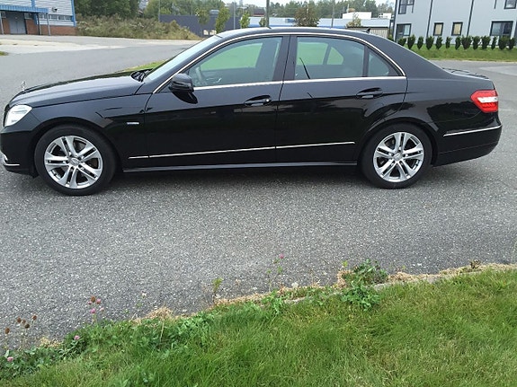 Mercedes-Benz E-Klasse 11 of 30