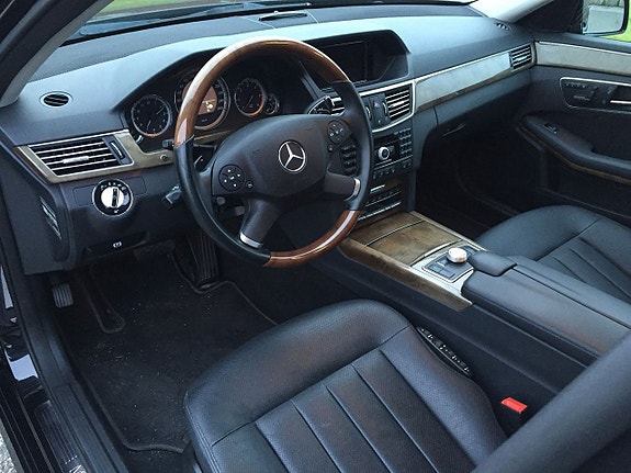 Mercedes-Benz E-Klasse 15 of 30